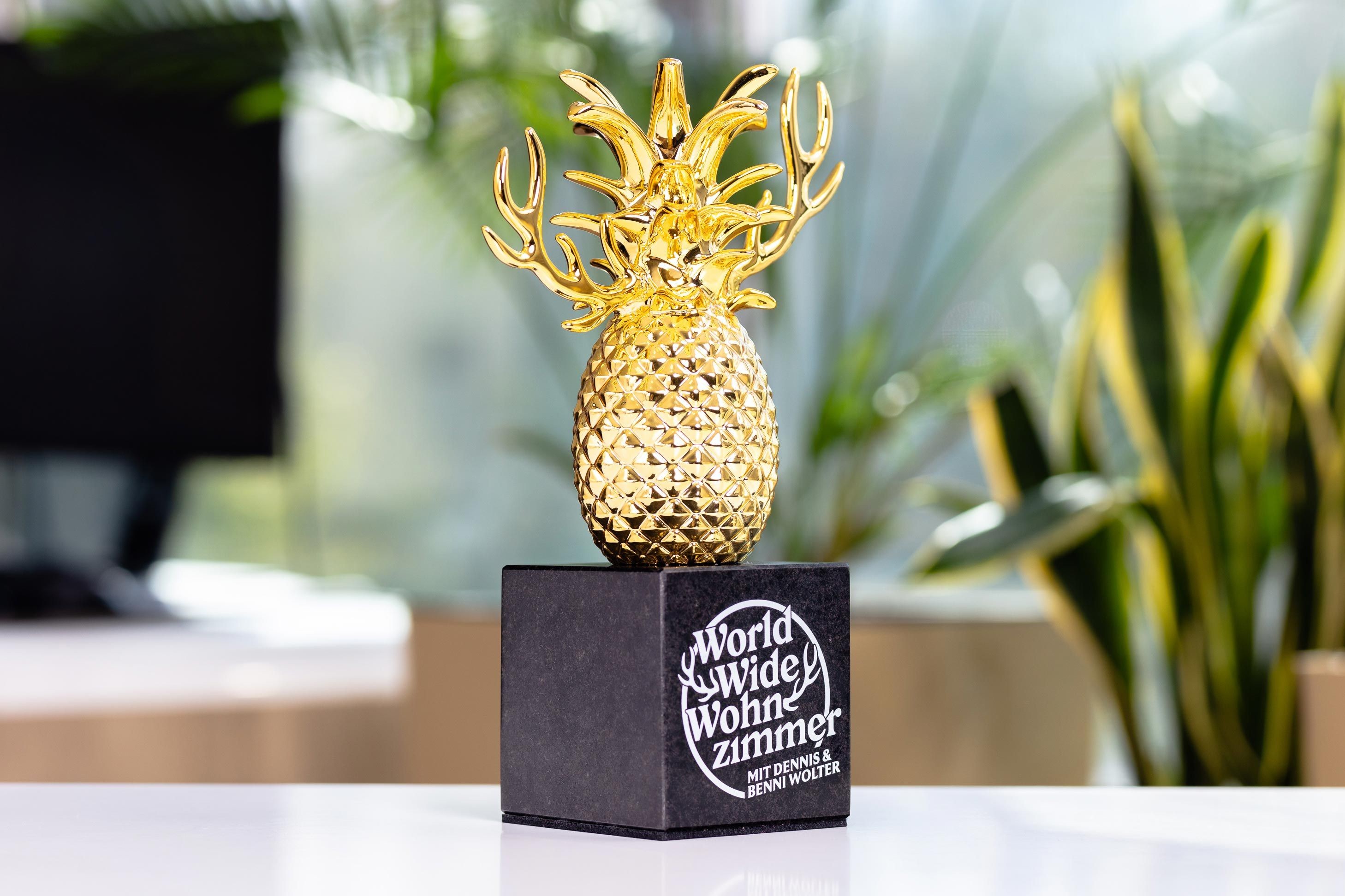 Glasso custom award