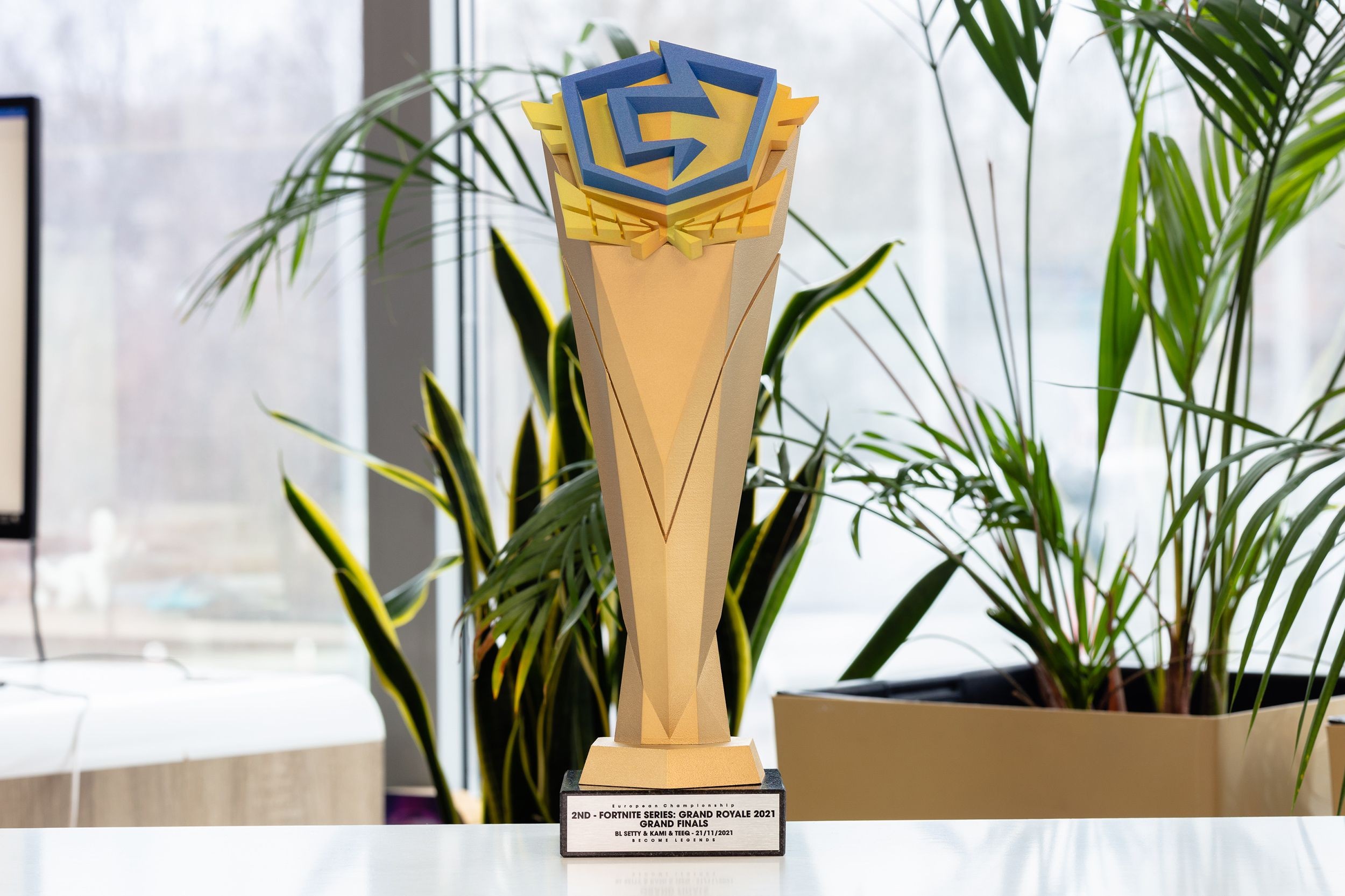 Glasso custom award