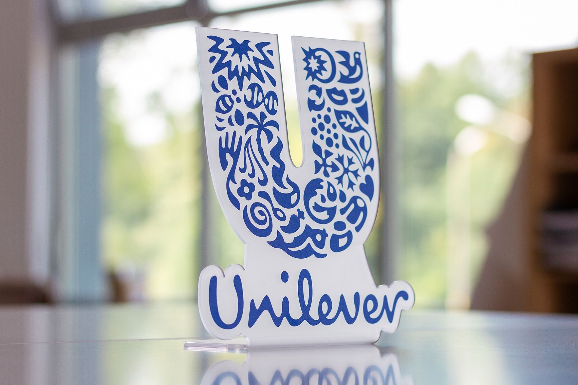 statuetka akryl unilever glasso
