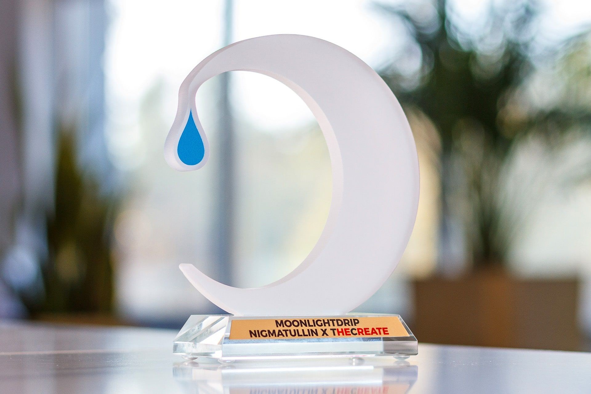 statuetka szklo thecreate glasso